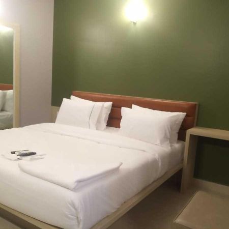 Air Avenue Hotel - Airport Devanahalli Екстер'єр фото