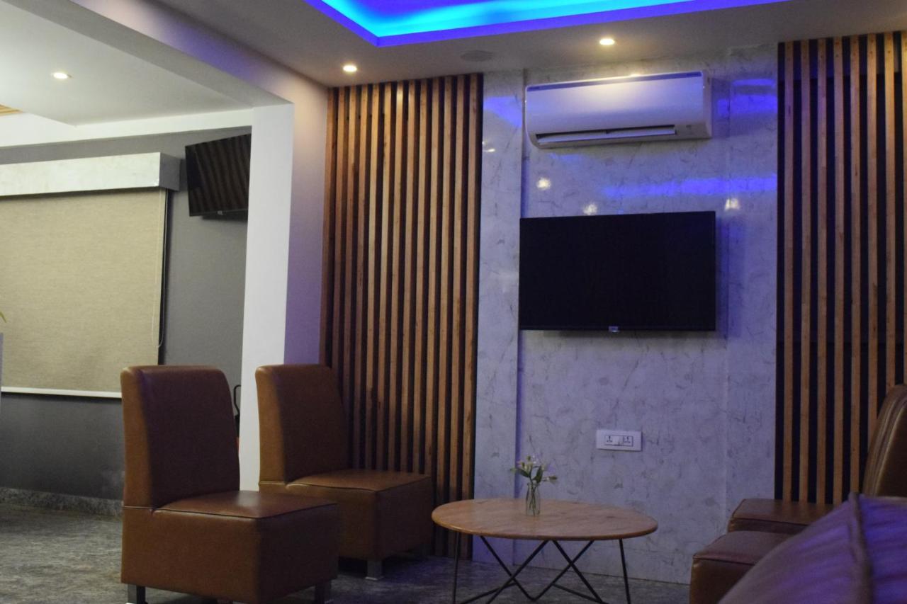 Air Avenue Hotel - Airport Devanahalli Екстер'єр фото