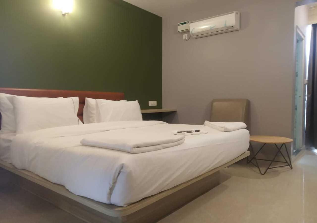 Air Avenue Hotel - Airport Devanahalli Екстер'єр фото