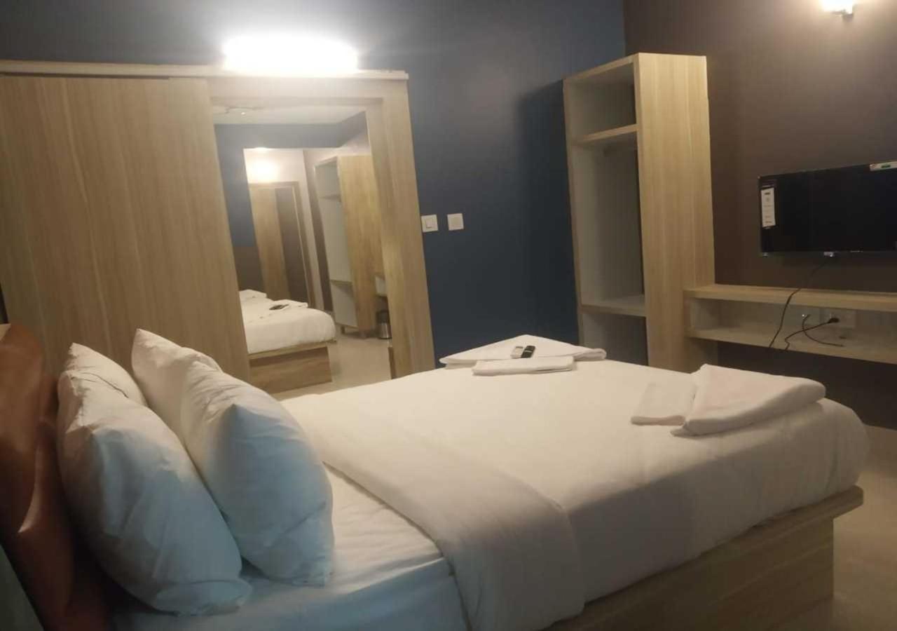 Air Avenue Hotel - Airport Devanahalli Екстер'єр фото